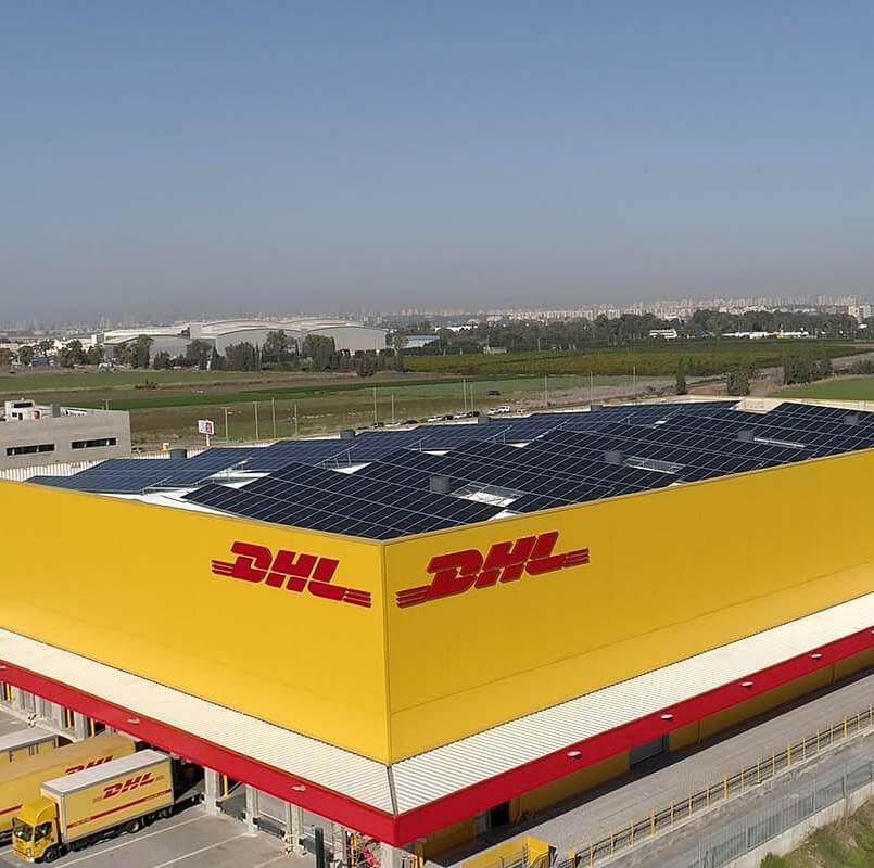 Photovoltaik für Industrie-Dächer: Beispiel DHL